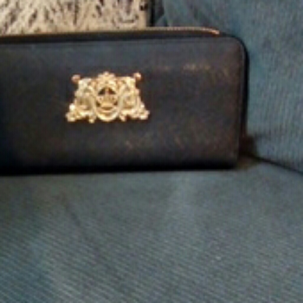 Juicy couture wallet